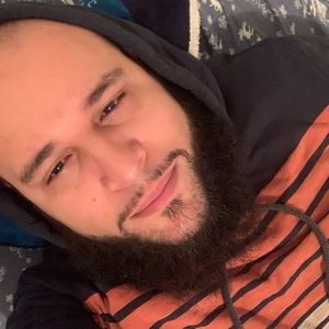 Meet your Posher, Ernesto